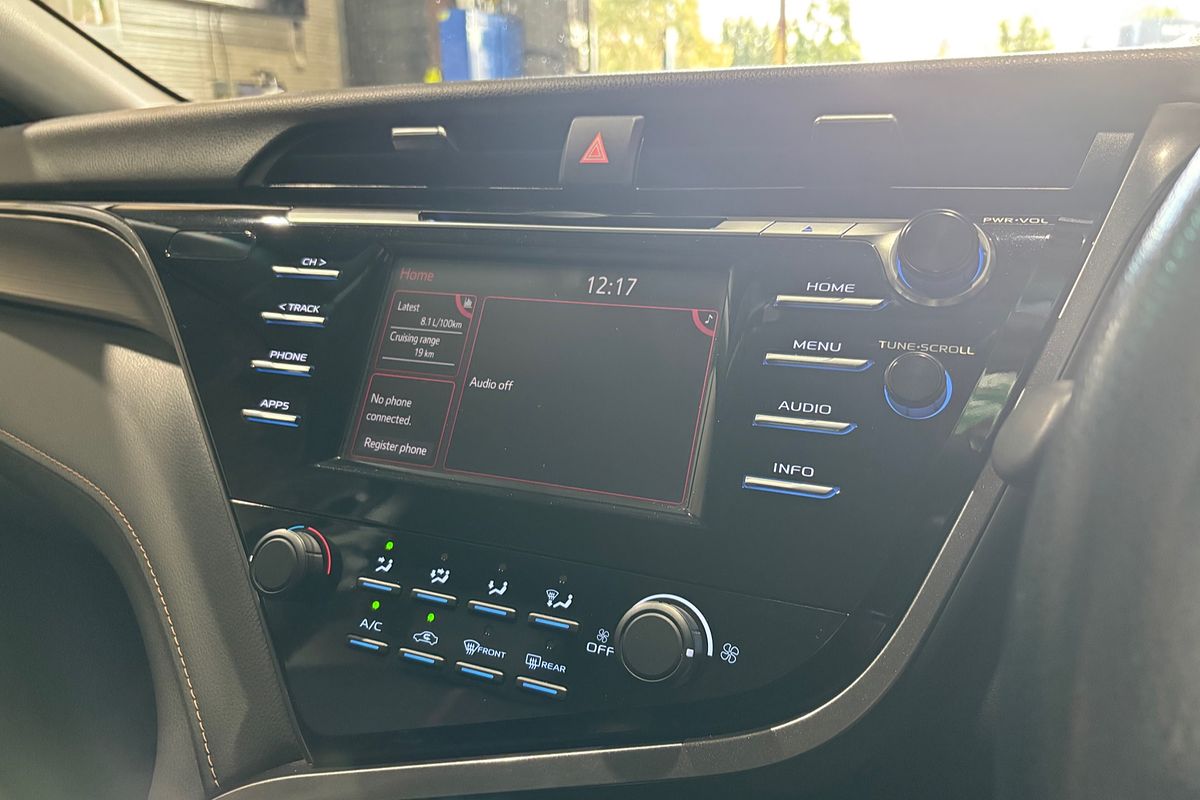 2020 Toyota Camry Ascent ASV70R