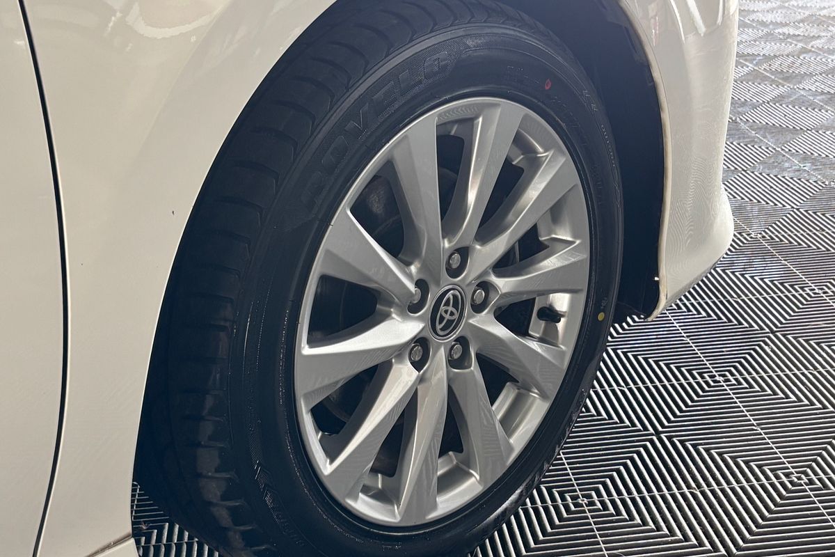 2020 Toyota Camry Ascent ASV70R