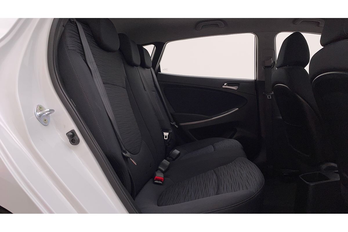 2018 Hyundai Accent Sport RB6