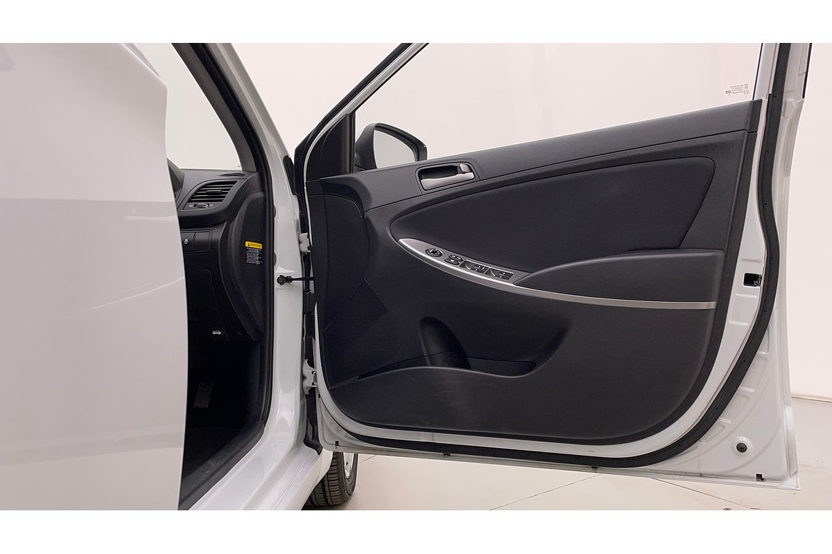 2018 Hyundai Accent Sport RB6
