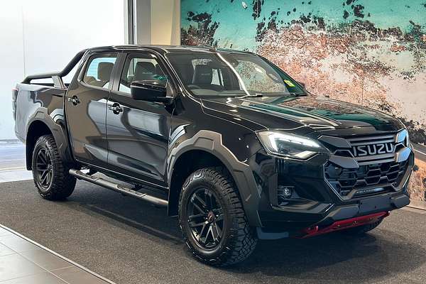 2025 Isuzu D-MAX BLADE 4X4