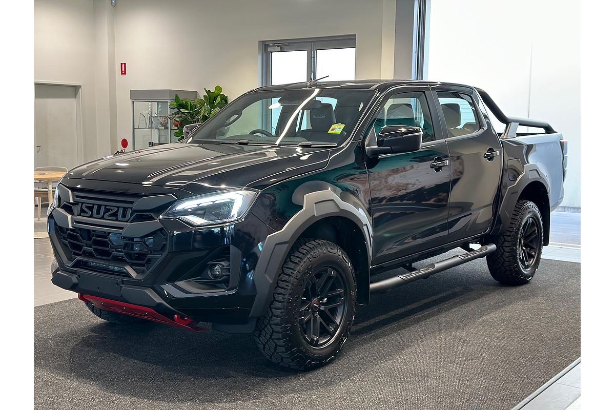 2025 Isuzu D-MAX BLADE 4X4