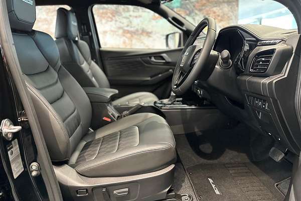 2025 Isuzu D-MAX BLADE 4X4