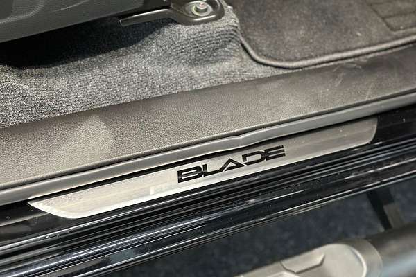 2025 Isuzu D-MAX BLADE 4X4