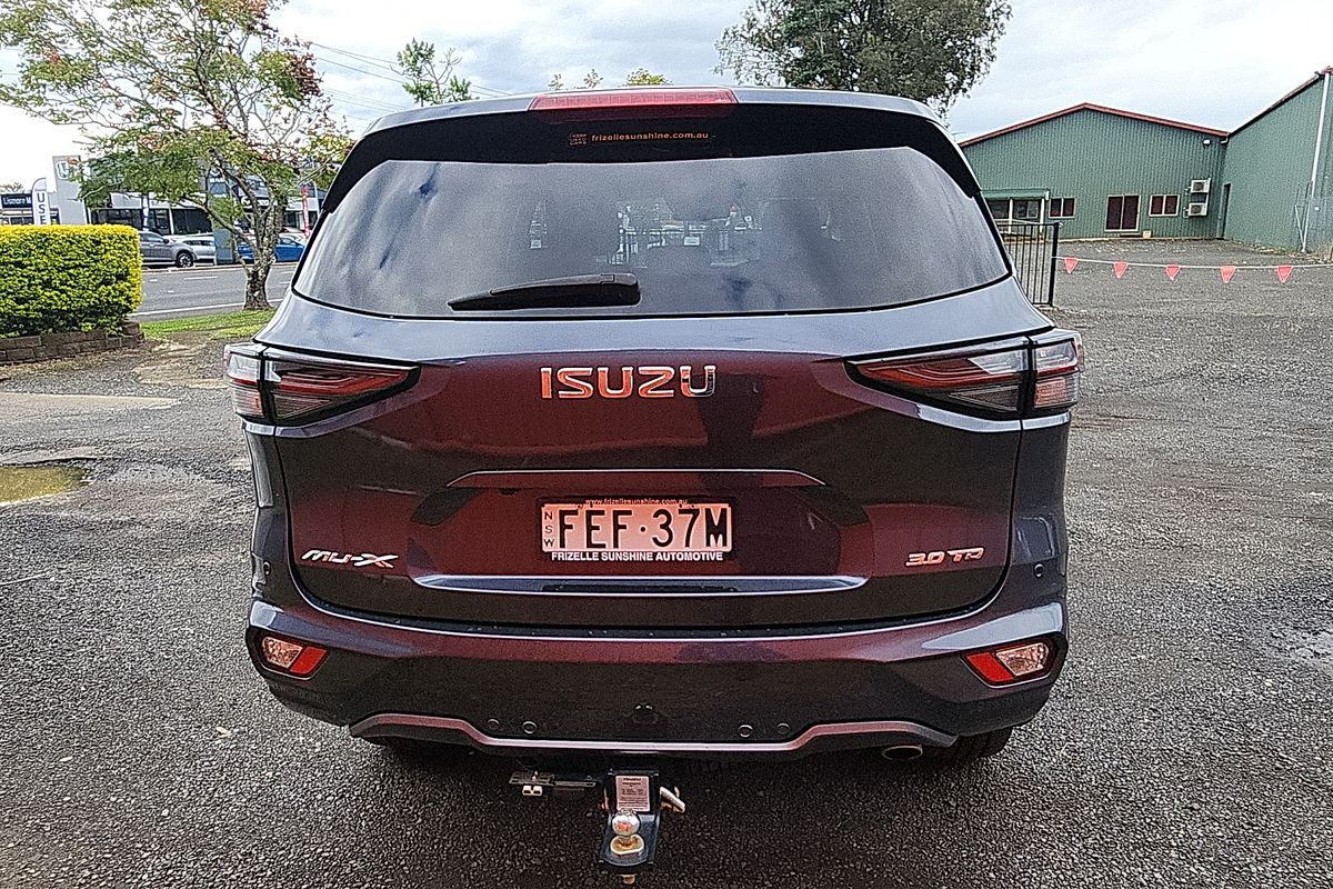 2023 Isuzu MU-X LS-T