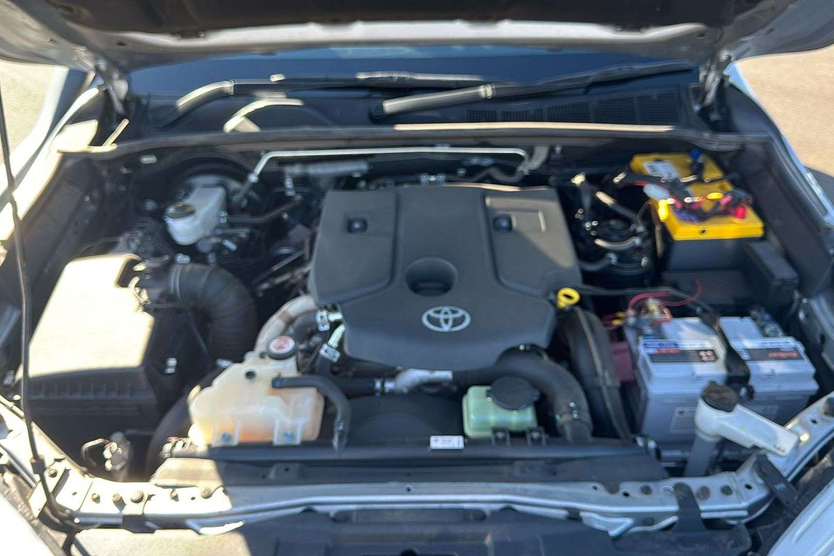 2017 Toyota Hilux SR5 GUN126R 4X4