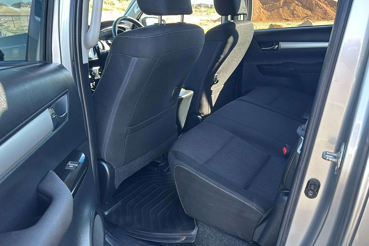 2017 Toyota Hilux SR5 GUN126R 4X4