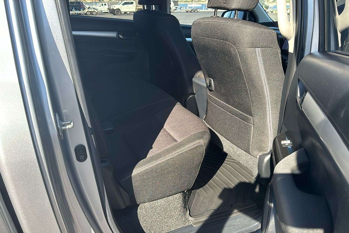 2017 Toyota Hilux SR5 GUN126R 4X4