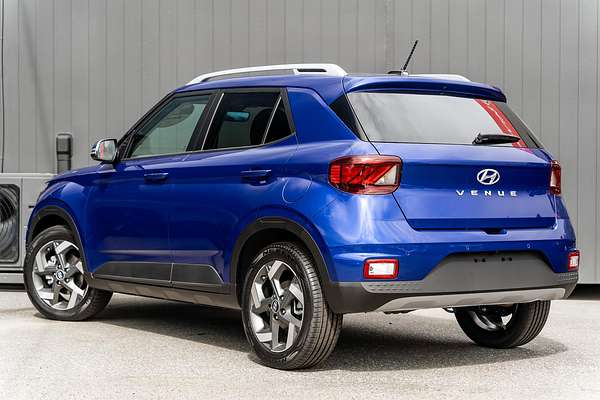 2025 Hyundai Venue Elite QX.V5