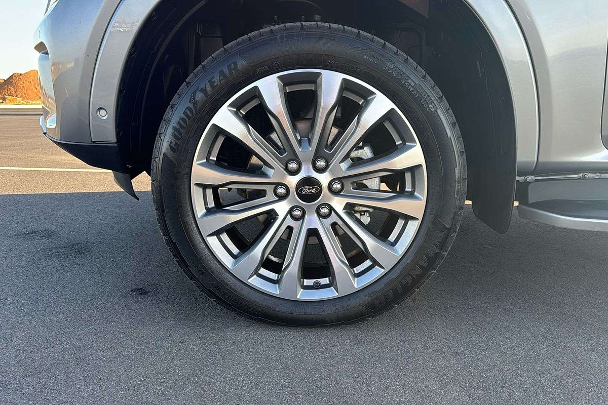 2024 Ford Everest Platinum L