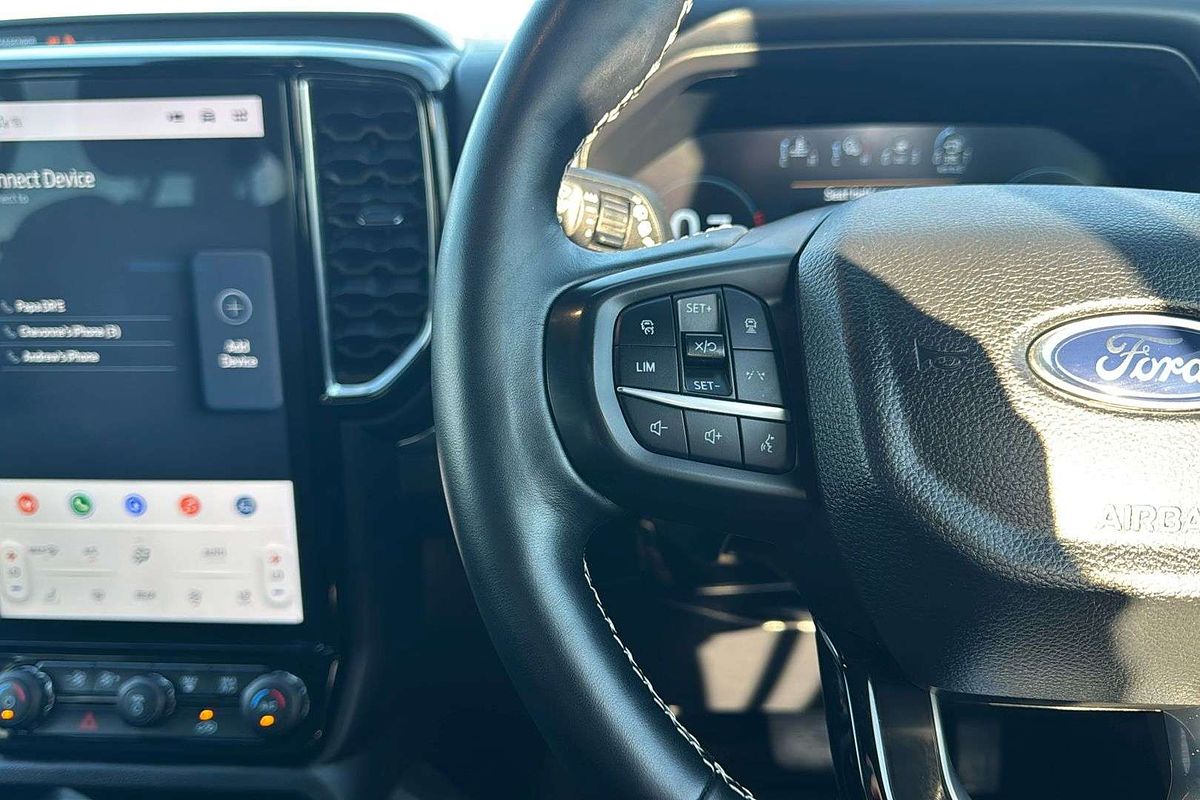 2024 Ford Everest Platinum L