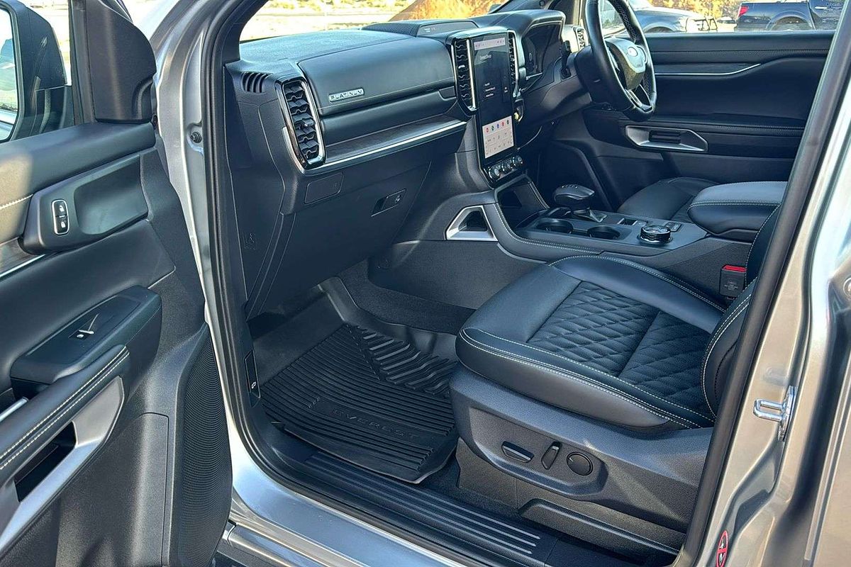 2024 Ford Everest Platinum L