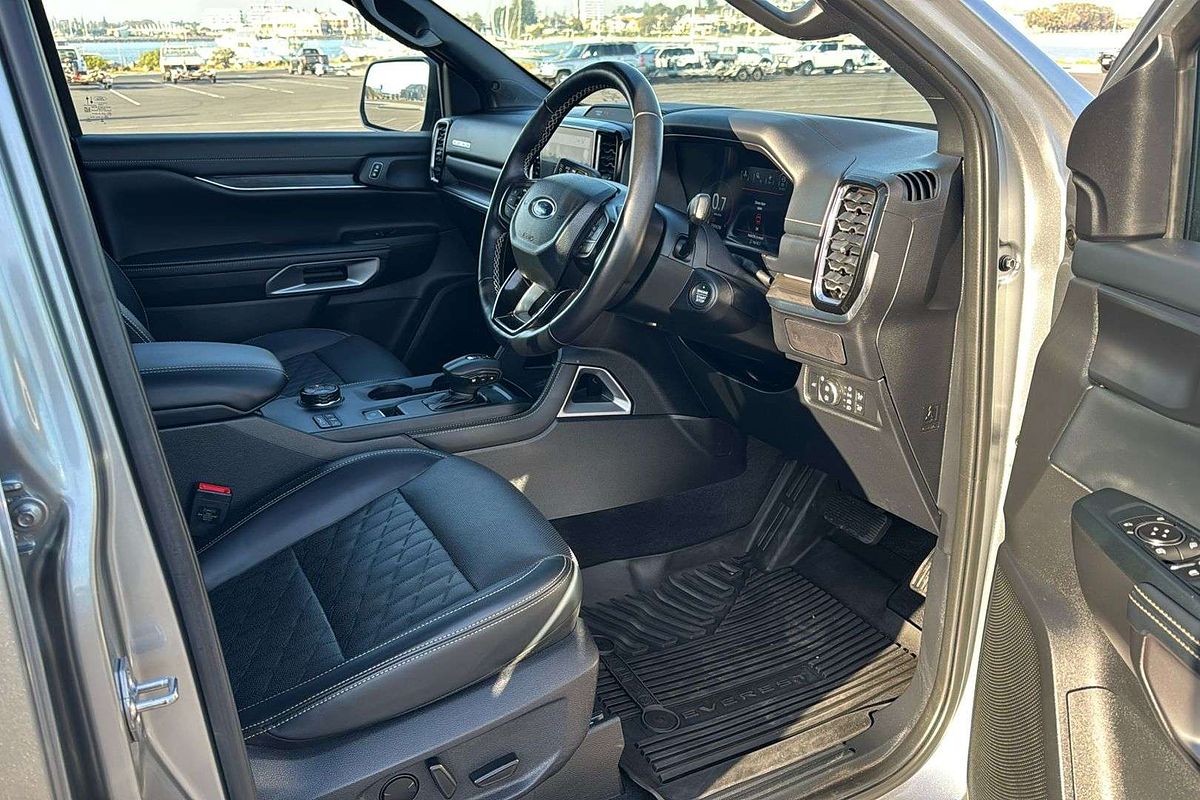 2024 Ford Everest Platinum L