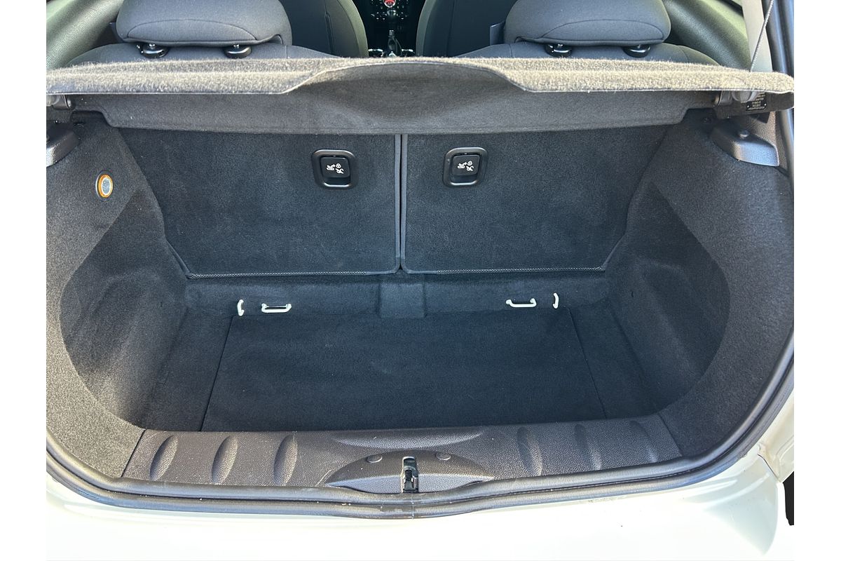 2012 BMW MINI COOPER 1.6 AT