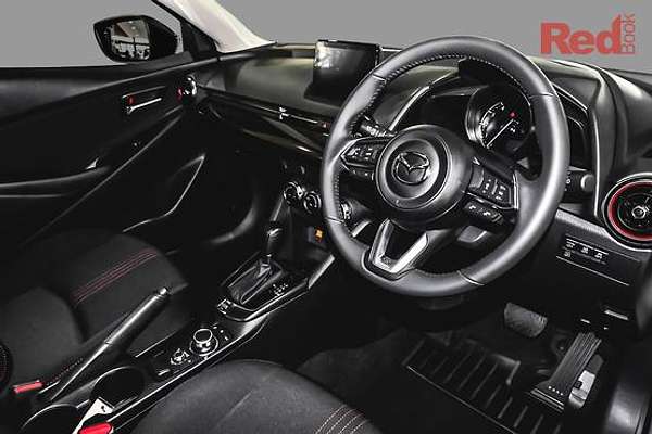 2025 Mazda 2 G15 Evolve DJ Series