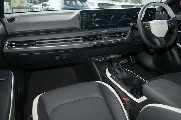 2024 Kia K4 GT-Line CL4m