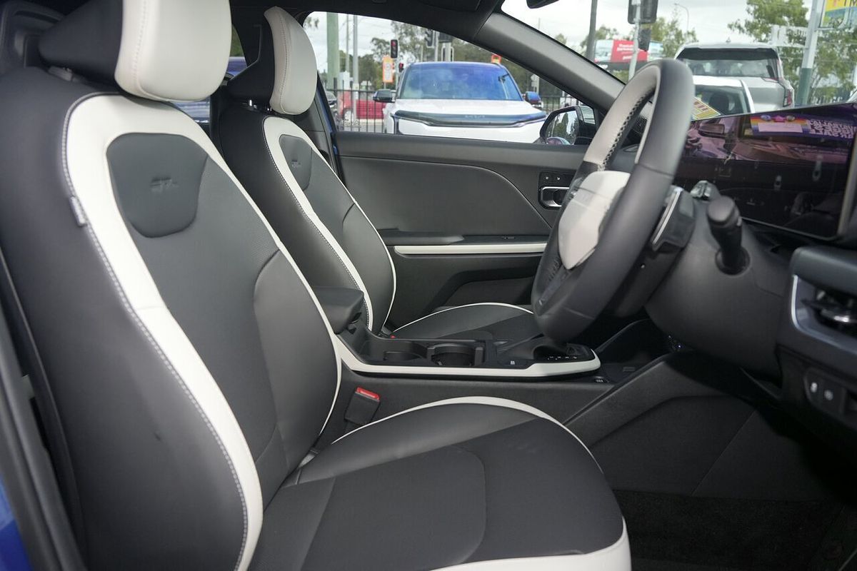 2024 Kia K4 GT-Line CL4m