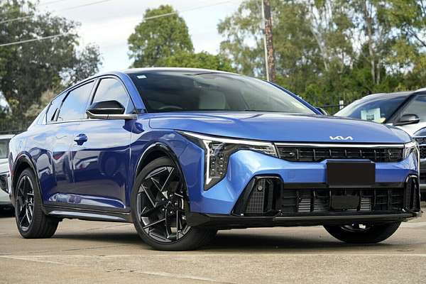 2024 Kia K4 GT-Line CL4m