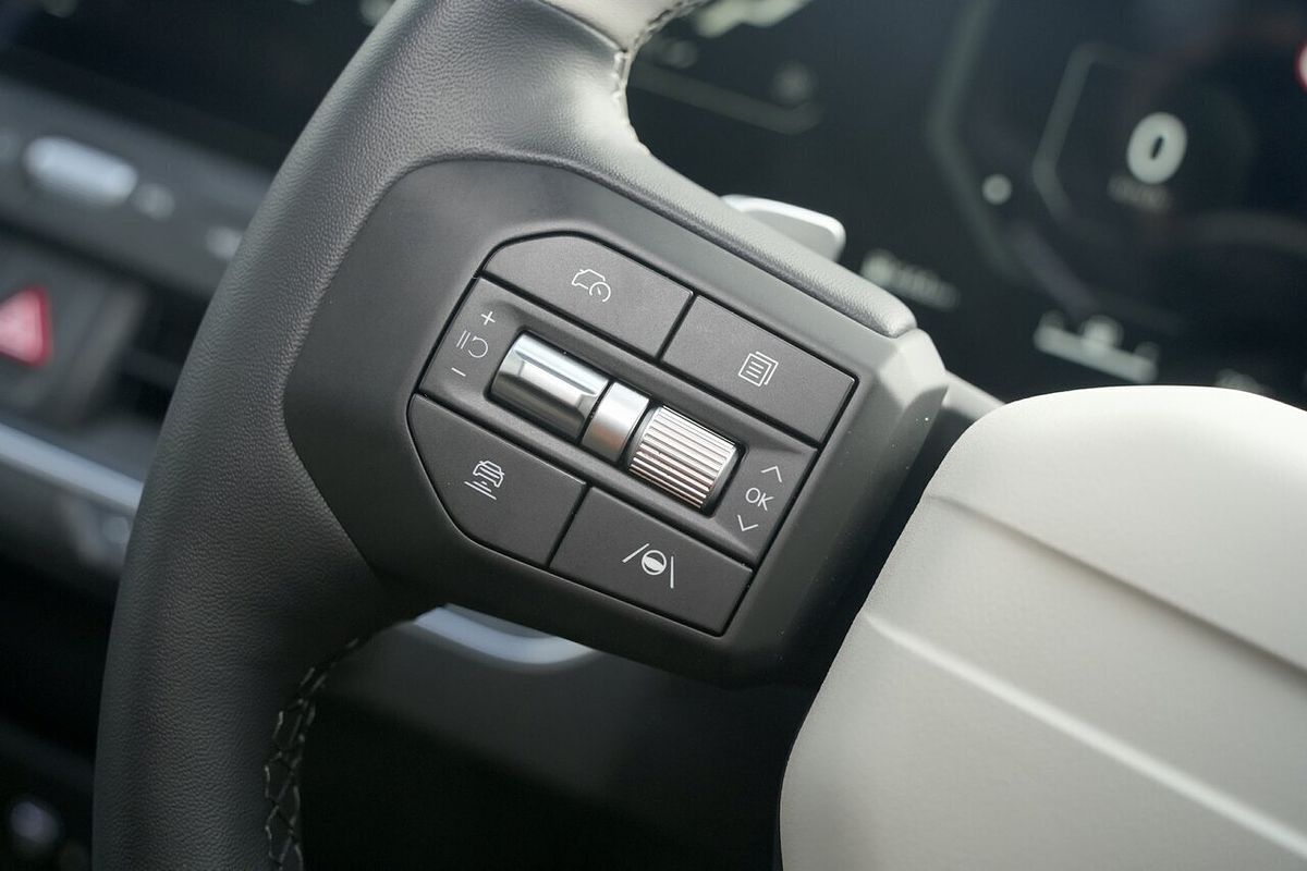 2024 Kia K4 GT-Line CL4m