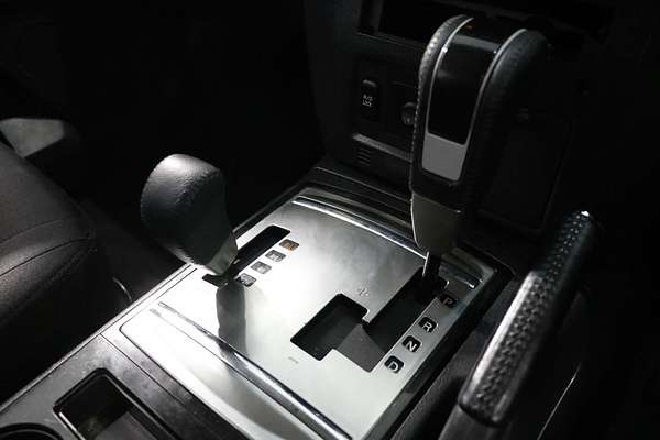 2017 Mitsubishi Pajero GLX NX