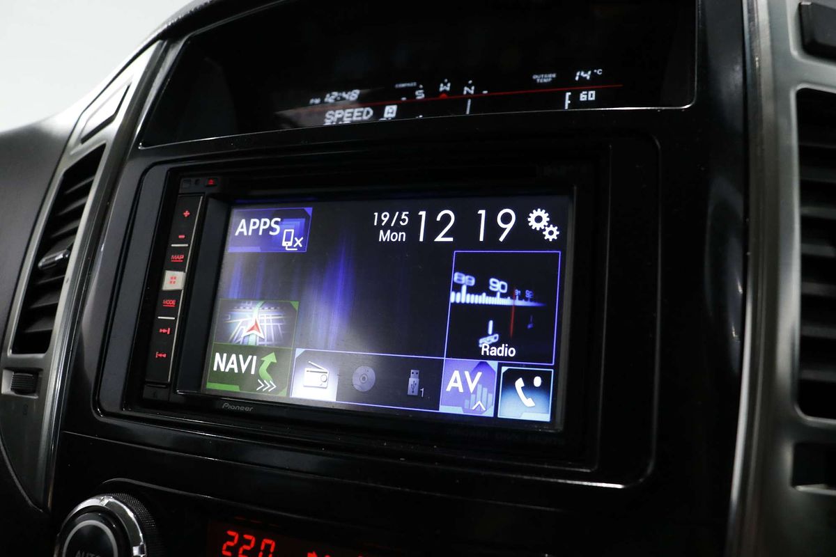 2017 Mitsubishi Pajero GLX NX