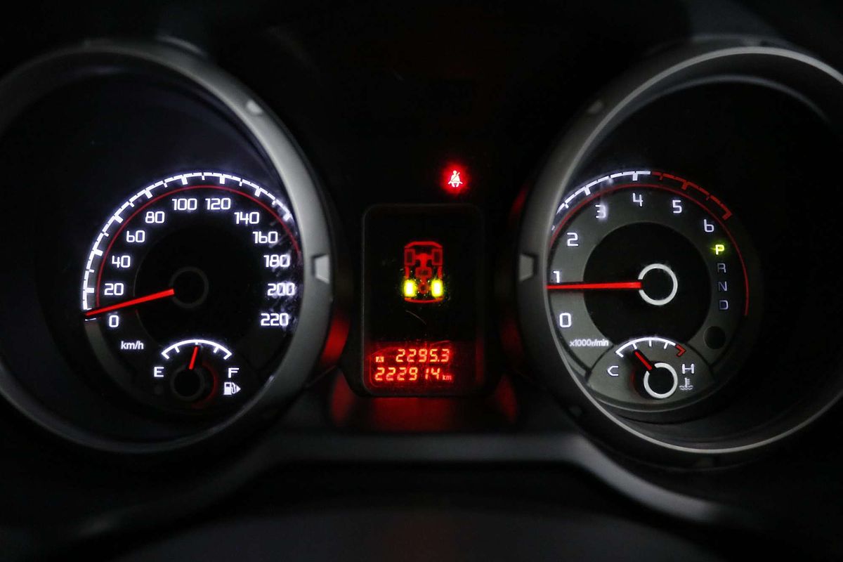 2017 Mitsubishi Pajero GLX NX