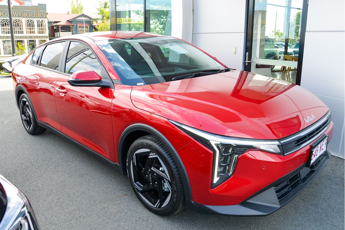 2024 Kia K4 Sport+ CL4m