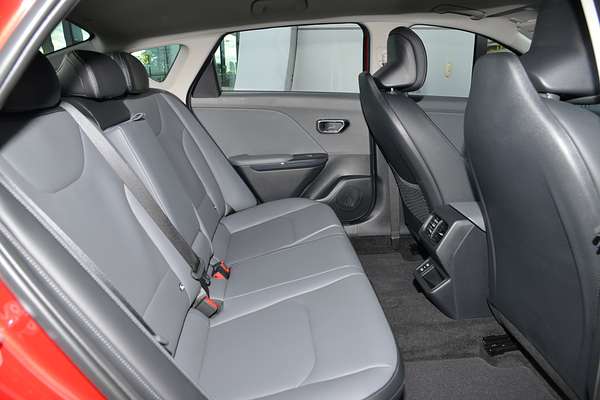 2024 Kia K4 Sport+ CL4m