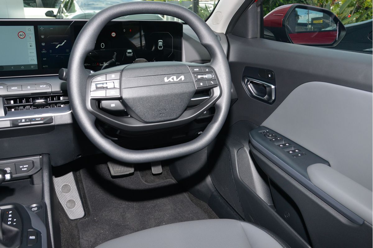 2024 Kia K4 Sport+ CL4m
