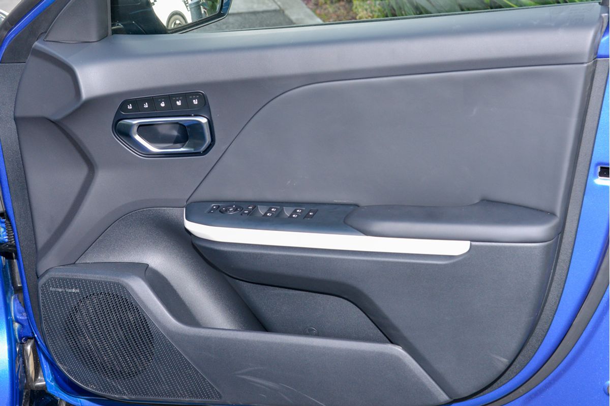 2024 Kia K4 GT-Line CL4m