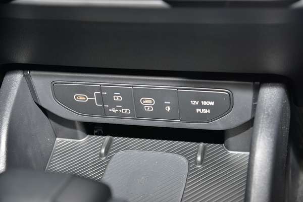 2024 Kia K4 GT-Line CL4m