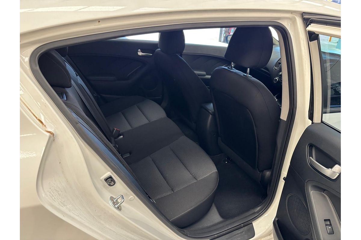 2017 Kia Cerato S YD