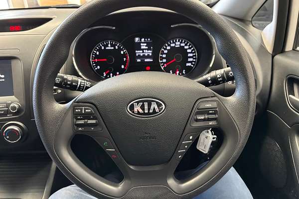 2017 Kia Cerato S YD