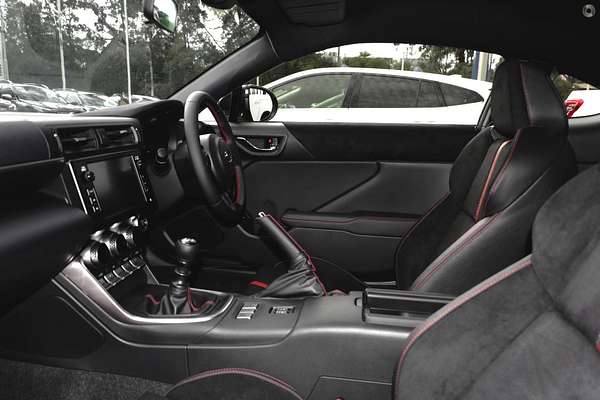 2024 Subaru BRZ S ZD8