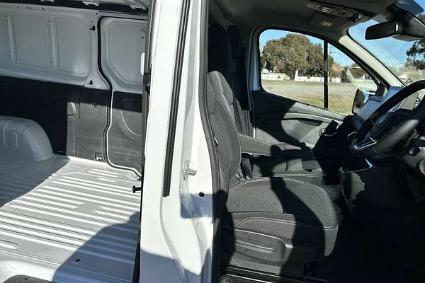 2025 Renault Trafic Premium X82 LWB