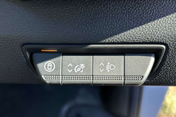 2025 Renault Trafic Premium X82 LWB