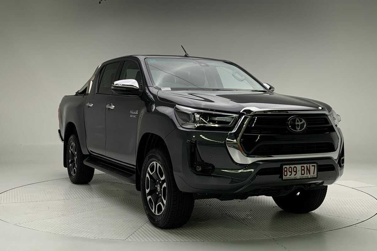 SOLD 2021 Toyota Hilux SR5 Double Cab in Grey | Used Ute | Salisbury QLD