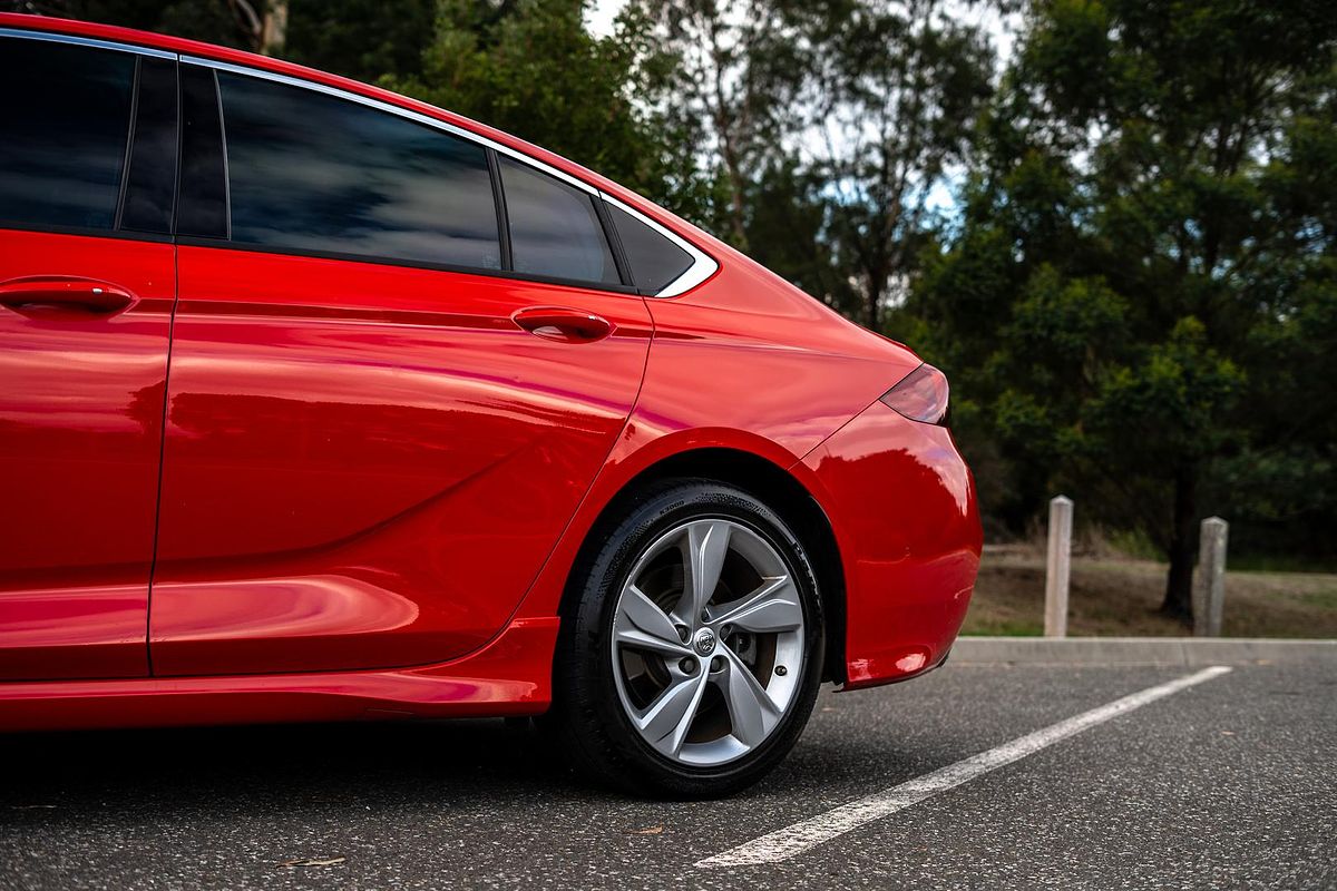2018 Holden Commodore RS-V ZB