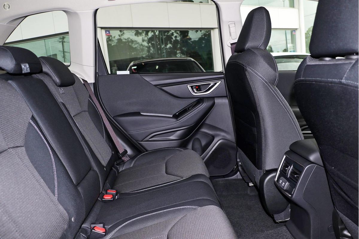 2025 Subaru Forester 2.5i-L S5