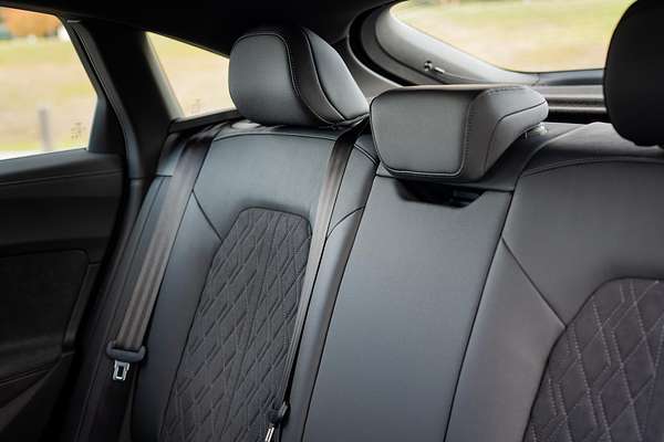 2025 Audi S5 edition one B10
