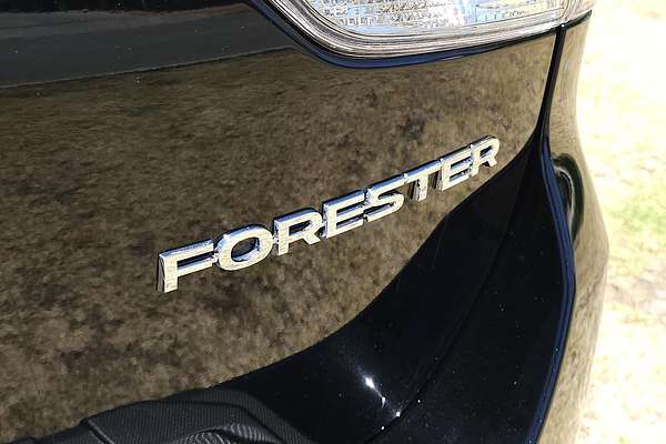 2025 Subaru Forester 2.5i-S S5