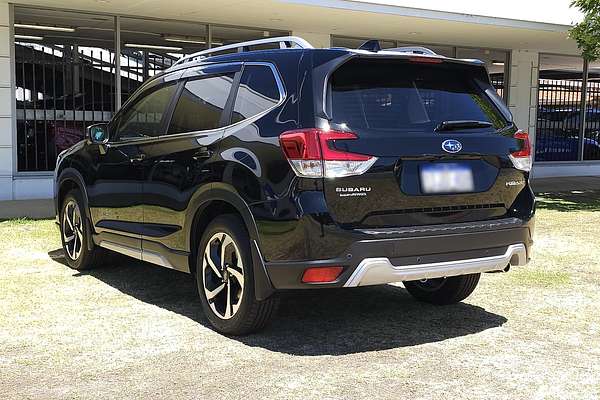 2025 Subaru Forester 2.5i-S S5