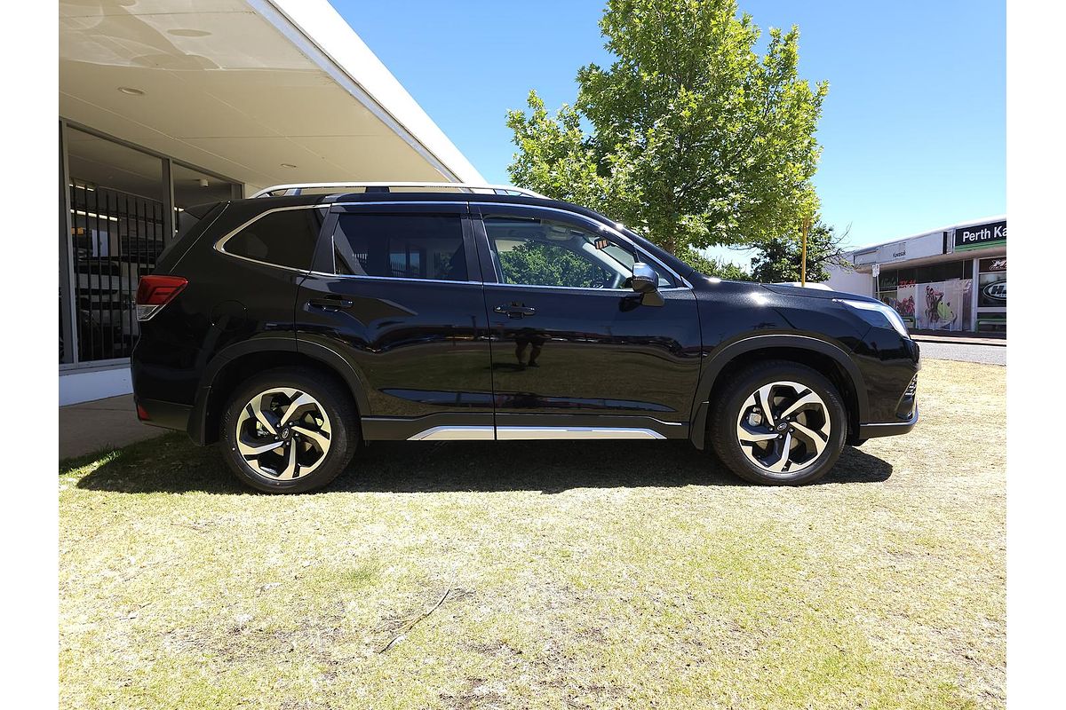 2025 Subaru Forester 2.5i-S S5