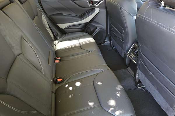 2025 Subaru Forester 2.5i-S S5
