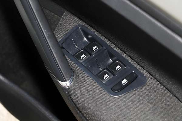 2013 Volkswagen Golf 90TSI Comfortline 7