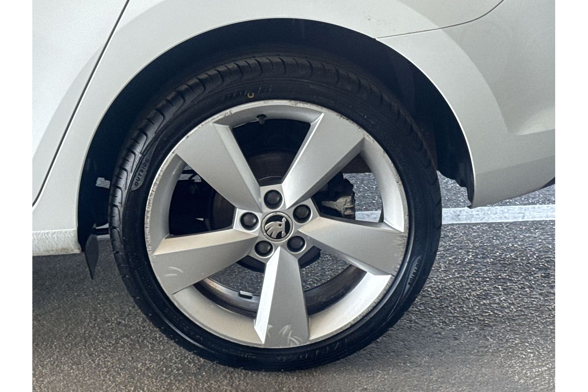 2014 SKODA Rapid Ambition NH