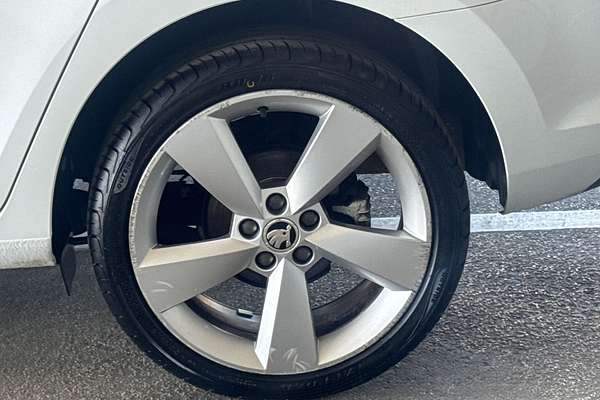 2014 SKODA Rapid Ambition NH