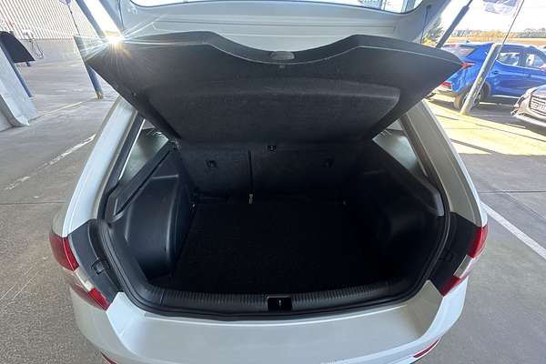 2014 SKODA Rapid Ambition NH
