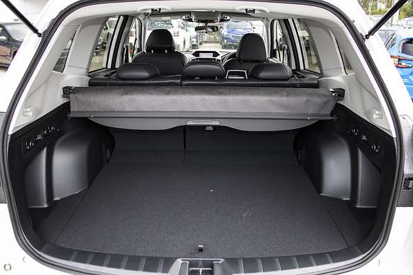 2025 Subaru Forester 2.5i Luxury Special Edition S5