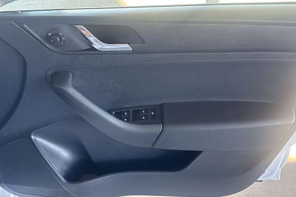 2014 SKODA Rapid Ambition NH